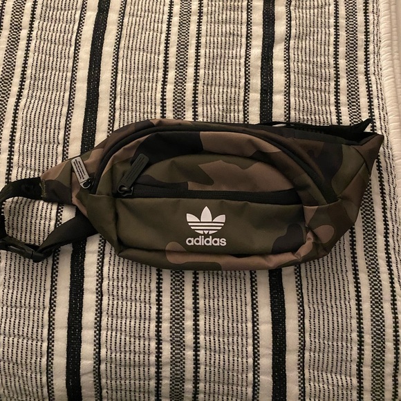 adidas camo fanny pack